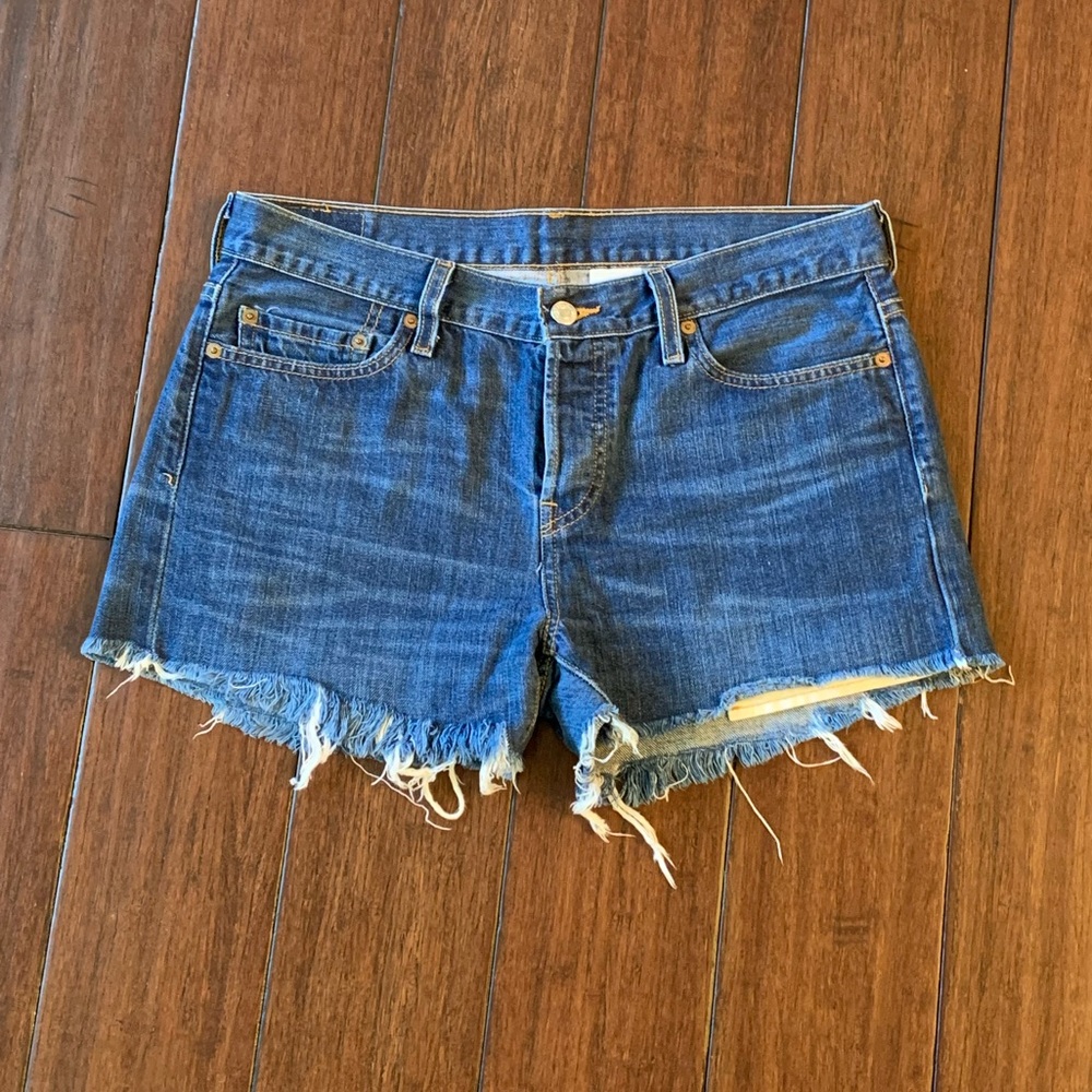 Levi’s 501 Cutoff Shorts